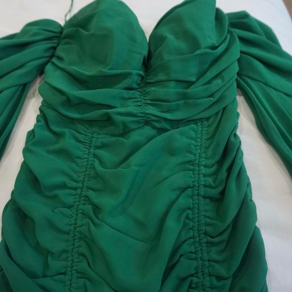 PENELOPE RUCHED DRESS size small - Picture 4 of 5